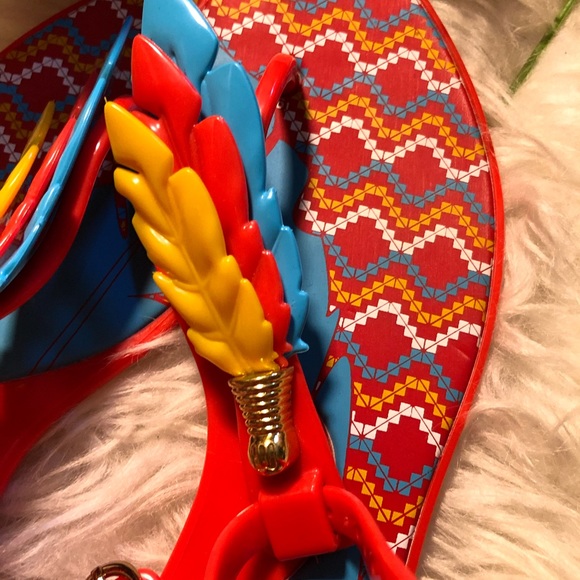 🌺FUN COOL UNIQUE sandals 🌺 - Picture 5 of 7